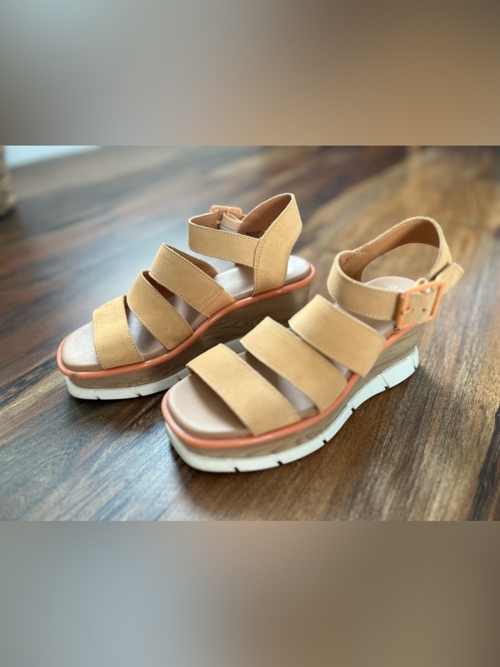 SOREL Joanie IV Y Strap Wedge Sandals | Tan Suede
